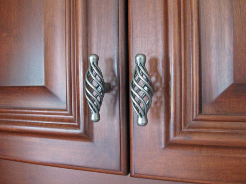 Cabinet Handle Replacement